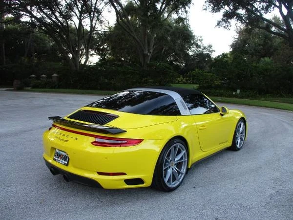 2017 Porsche 991 Targa 4 & 4S - Image 8 of 21