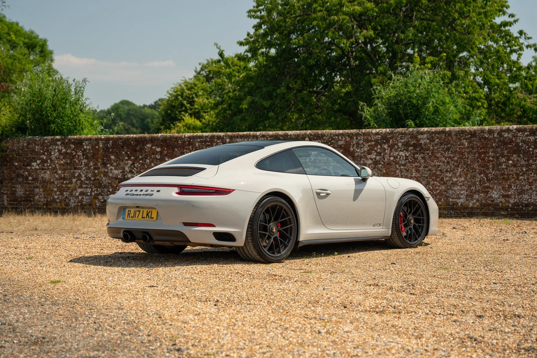2017 Porsche 991 Carrera GTS - Image 30 of 31