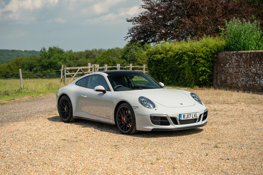 2017 Porsche 991 Carrera GTS - Image 19 of 31