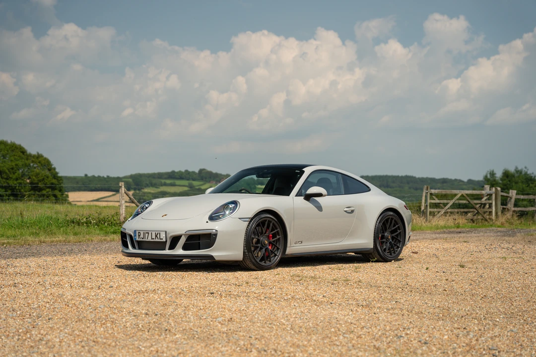2017 Porsche 991 Carrera GTS - Image 5 of 31