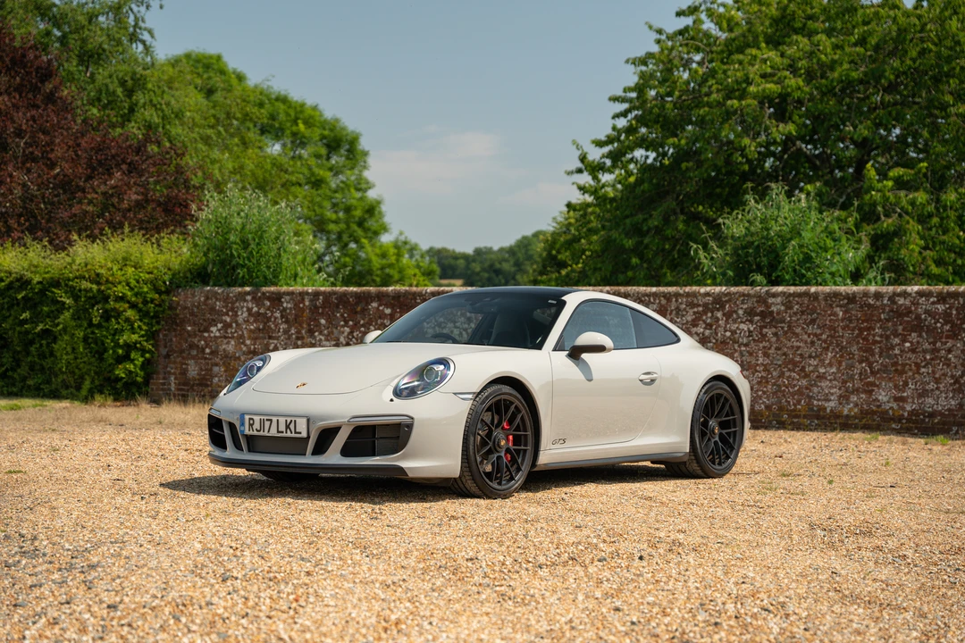 2017 Porsche 991 Carrera GTS - Image 27 of 31