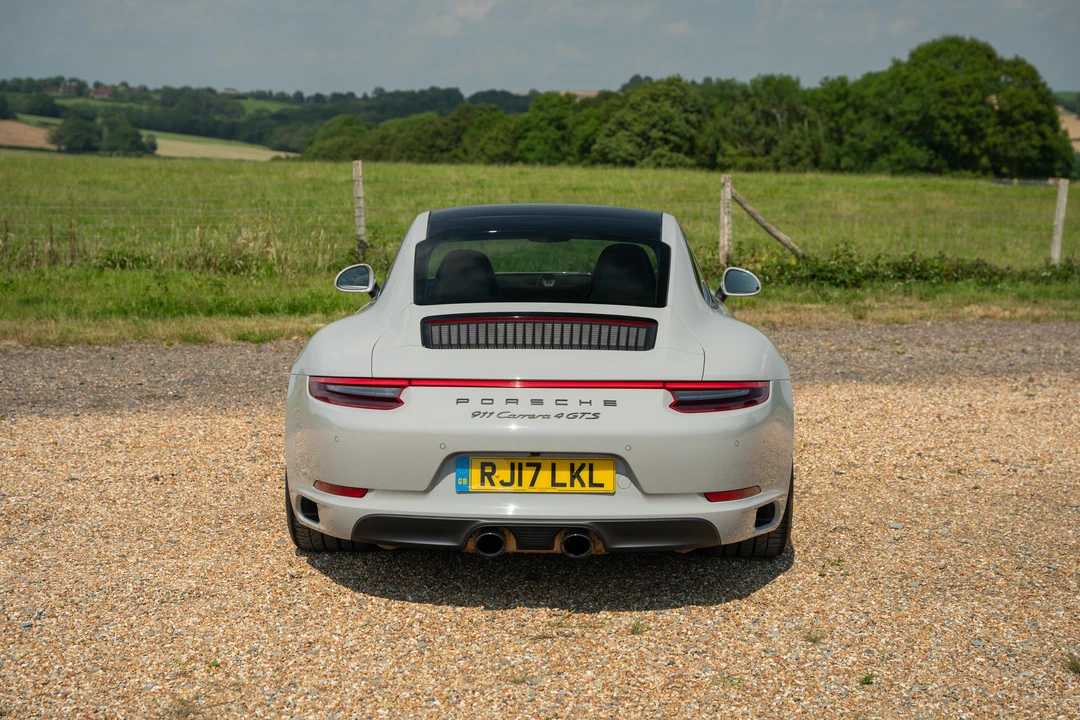 2017 Porsche 991 Carrera GTS - Image 8 of 31