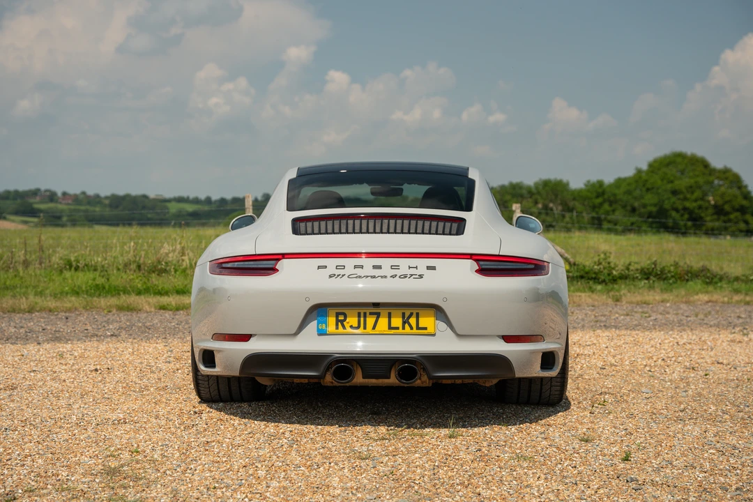 2017 Porsche 991 Carrera GTS - Image 16 of 31