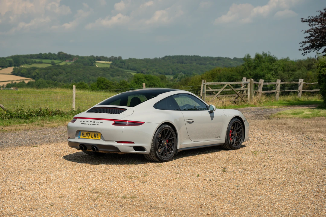 2017 Porsche 991 Carrera GTS - Image 9 of 31