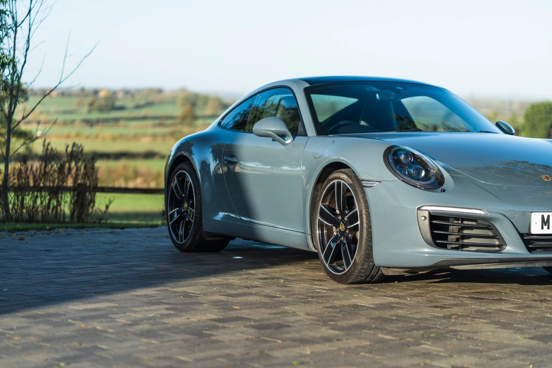 2017 Porsche 991 Carrera - Image 20 of 31