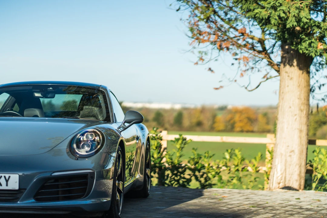 2017 Porsche 991 Carrera - Image 21 of 31
