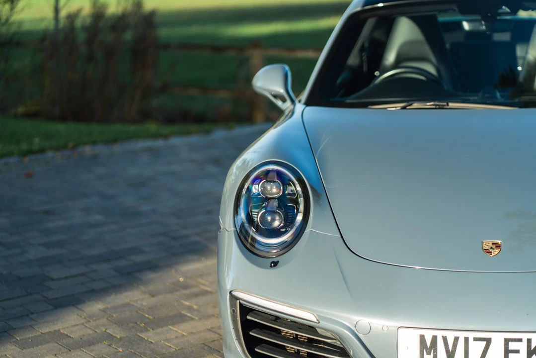 2017 Porsche 991 Carrera - Image 22 of 31