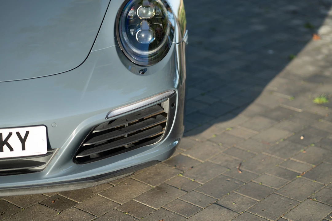 2017 Porsche 991 Carrera - Image 30 of 31