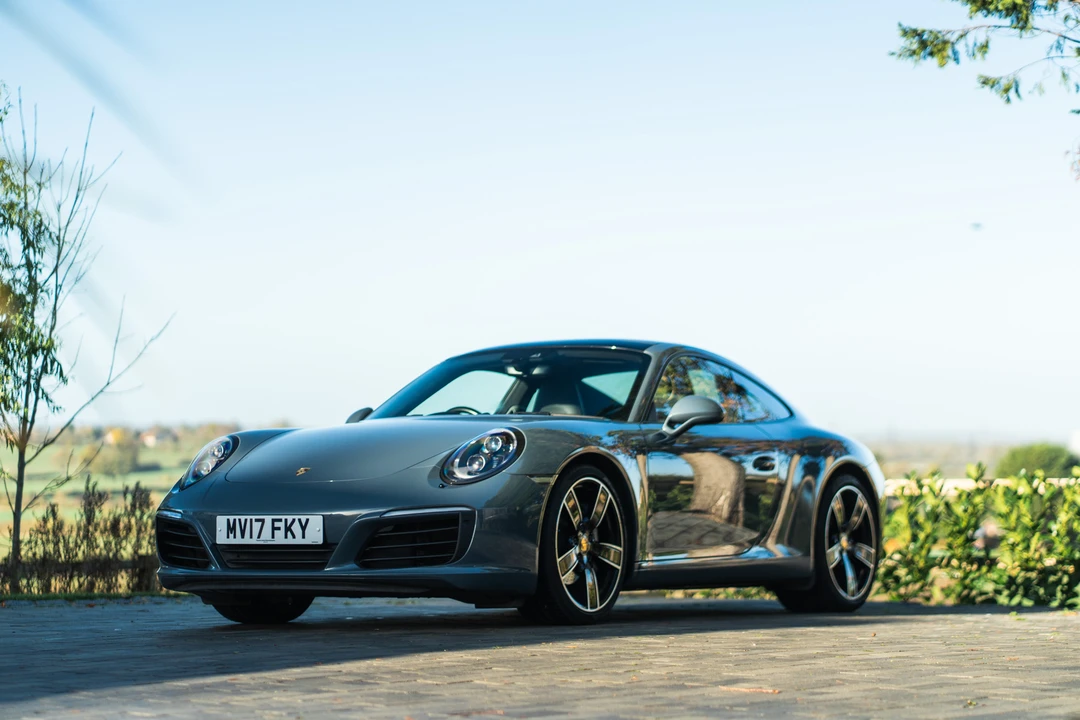 2017 Porsche 991 Carrera - Image 18 of 31