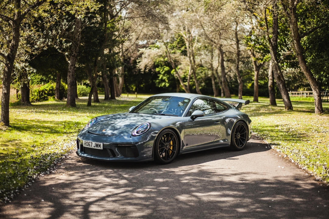 2017 Porsche 991 GT3 - Image 4 of 31