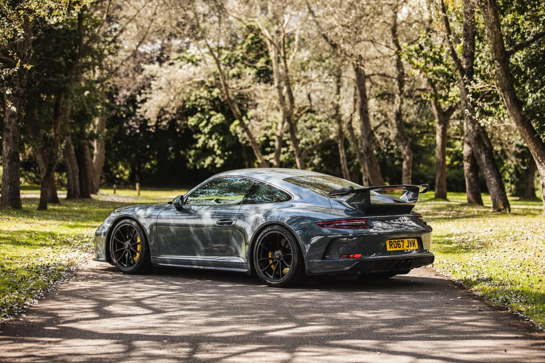 2017 Porsche 991 GT3 - Image 19 of 31