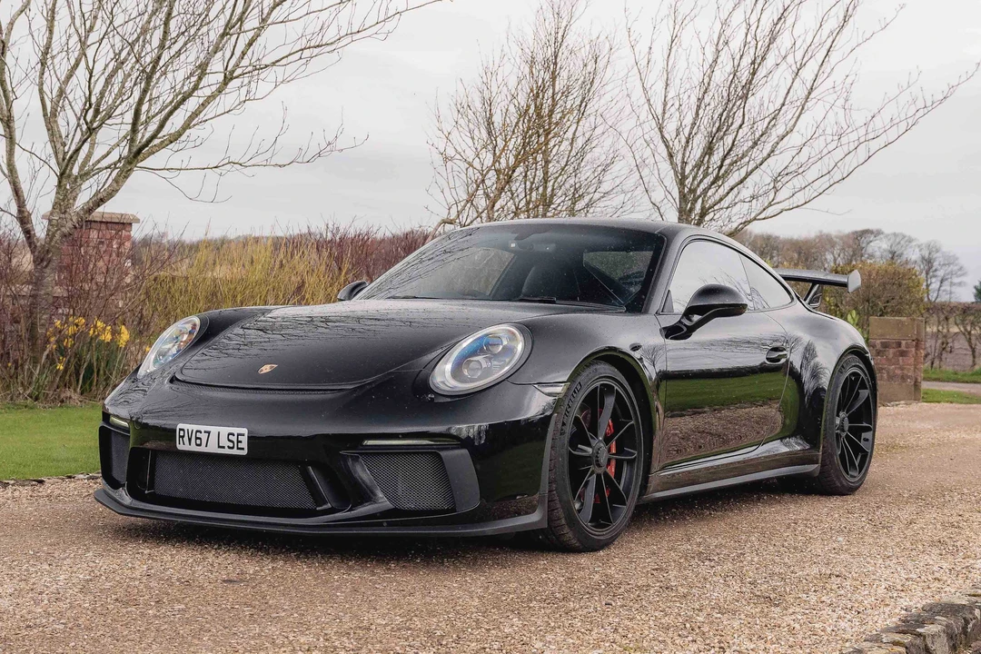 2017 Porsche 991 GT3 - Image 2 of 31