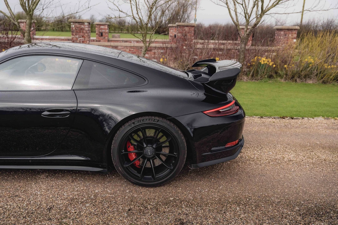 2017 Porsche 991 GT3 - Image 25 of 31