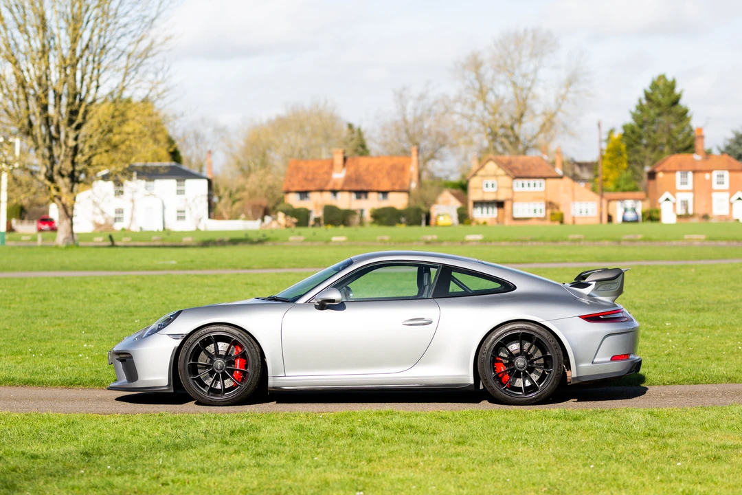 2017 Porsche 991 GT3 - Image 5 of 31