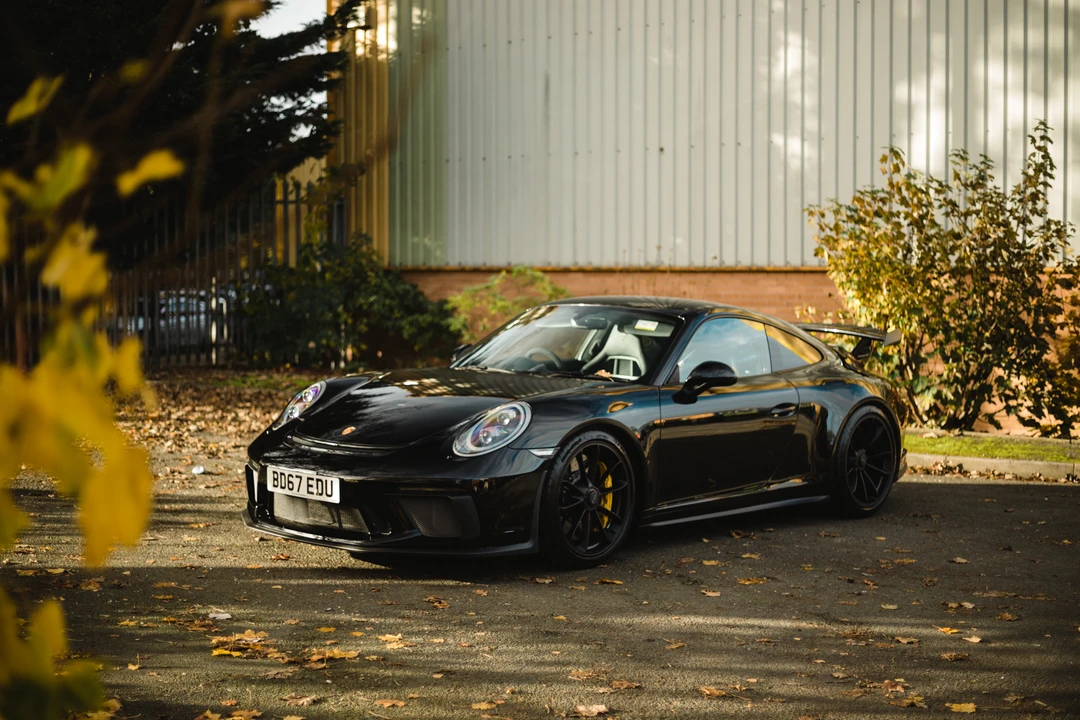 2017 Porsche 991 GT3 - Image 17 of 31