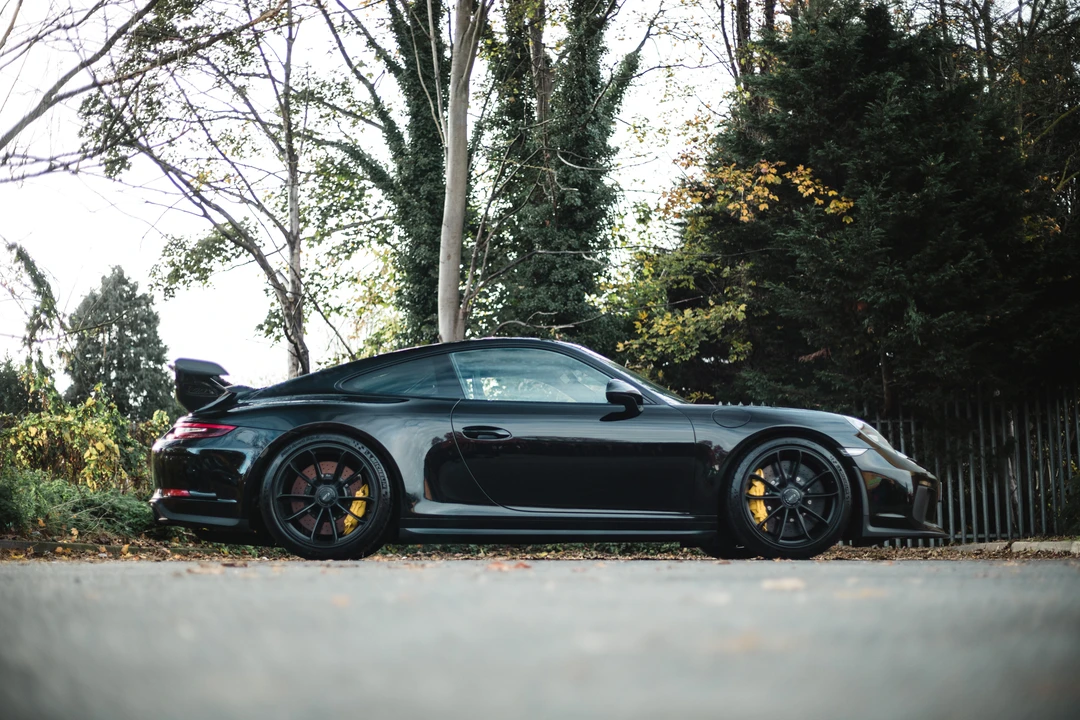 2017 Porsche 991 GT3 - Image 5 of 31