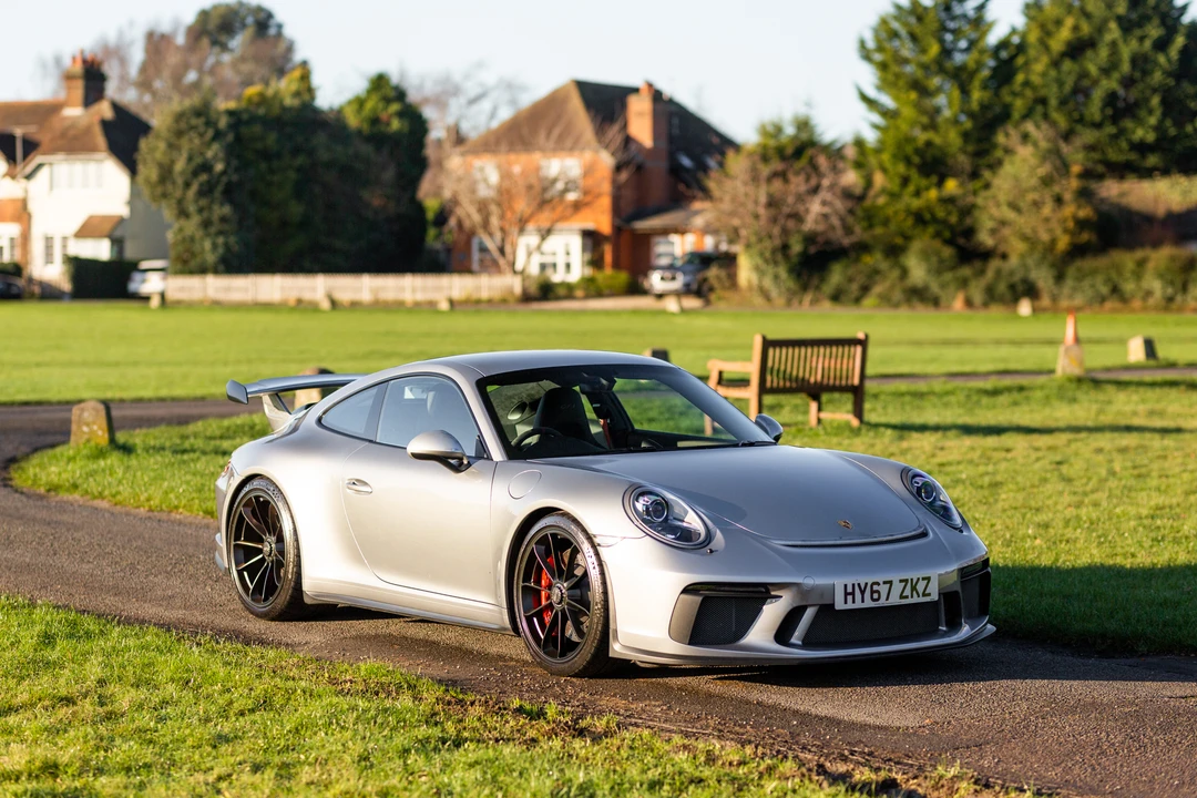 2017 Porsche 991 GT3 - Image 4 of 31