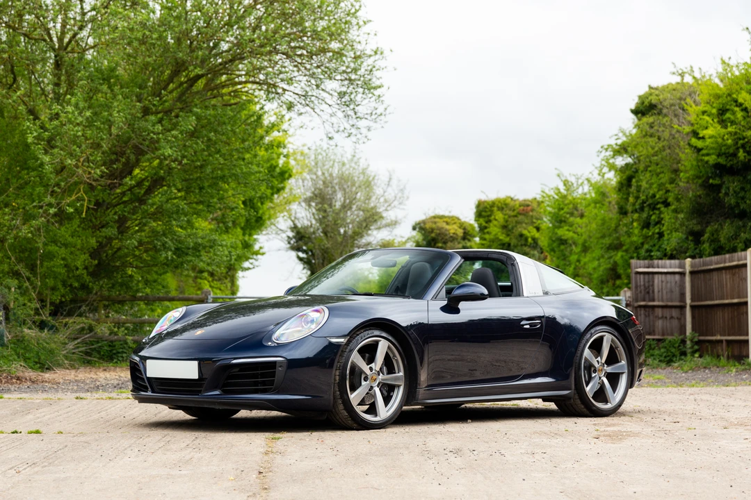 2017 Porsche 991 Targa 4 & 4S - Image 10 of 31
