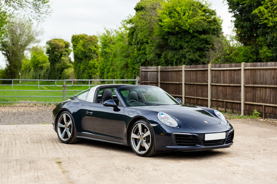 2017 Porsche 991 Targa 4 & 4S - Image 19 of 31