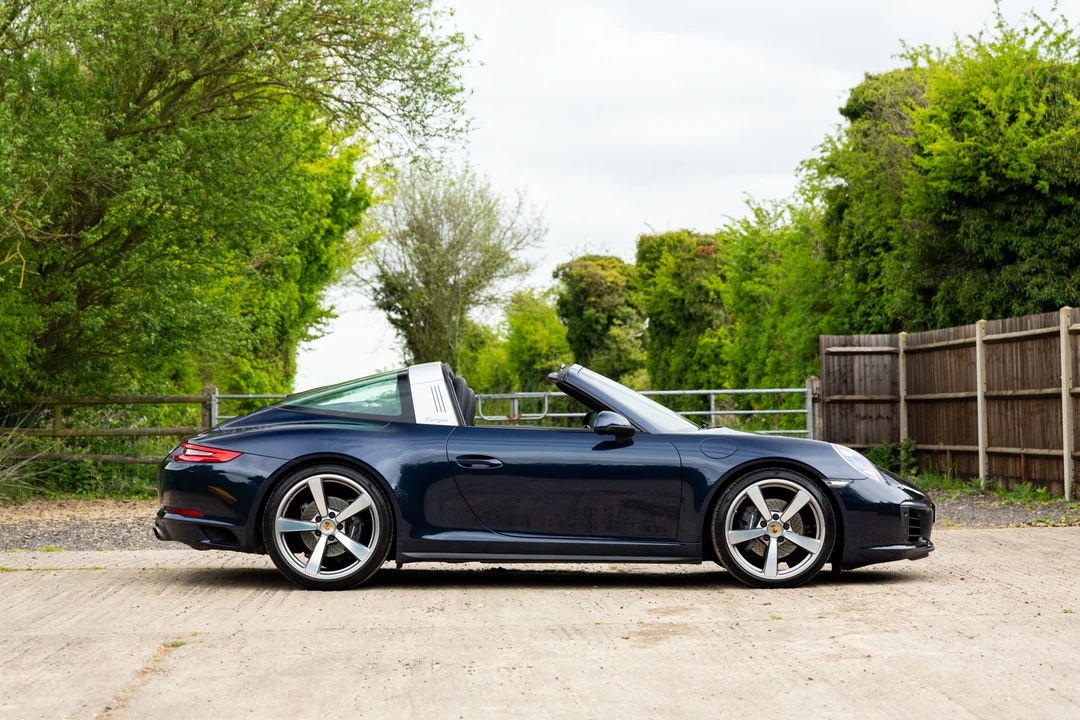 2017 Porsche 991 Targa 4 & 4S - Image 5 of 31
