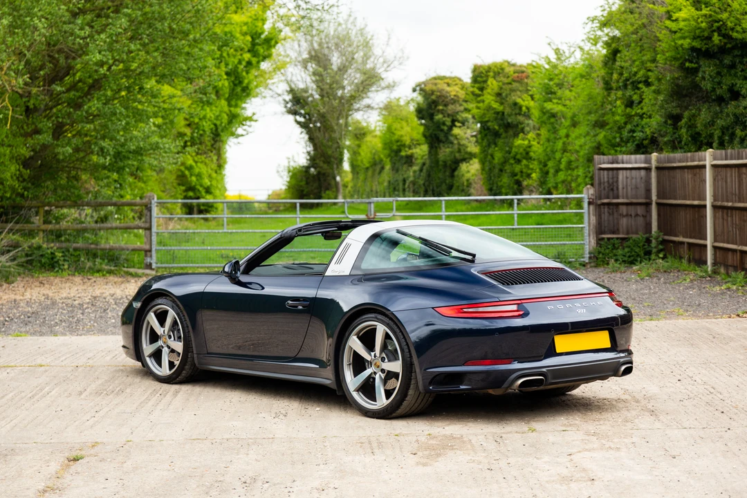 2017 Porsche 991 Targa 4 & 4S - Image 8 of 31