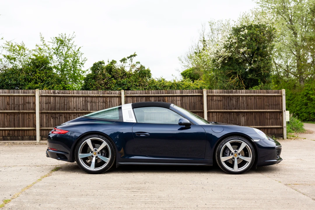 2017 Porsche 991 Targa 4 & 4S - Image 13 of 31