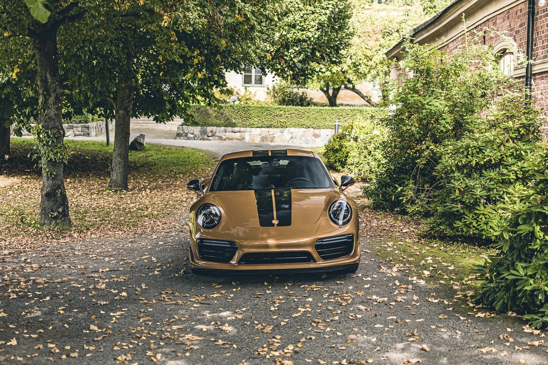 2017 Porsche 991 Turbo S - Image 10 of 31