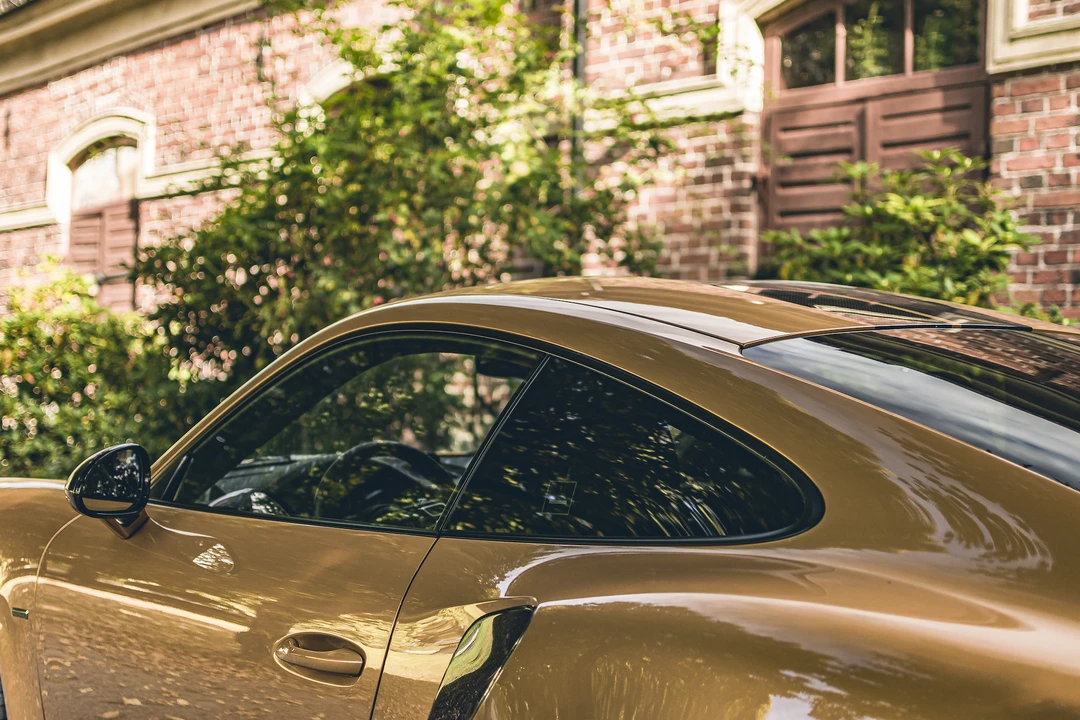 2017 Porsche 991 Turbo S - Image 27 of 31