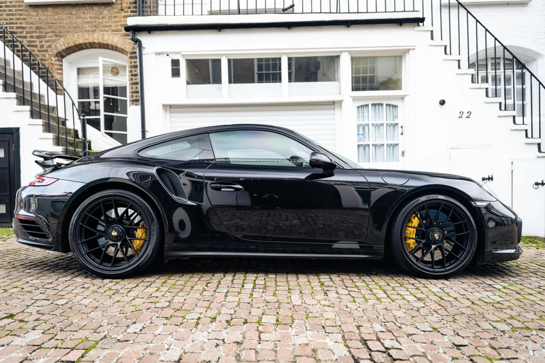 2017 Porsche 991 Turbo S - Image 8 of 31