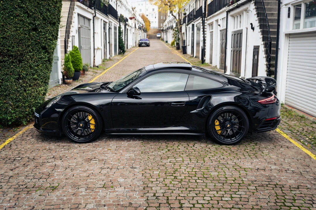2017 Porsche 991 Turbo S - Image 17 of 31