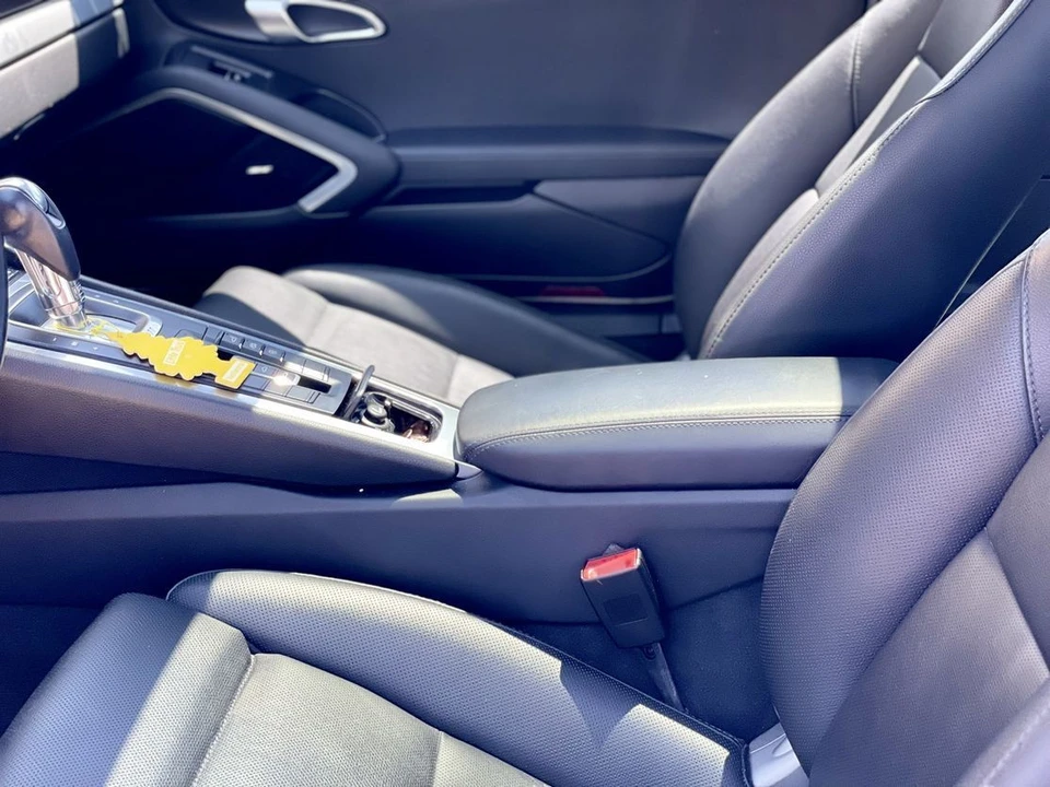 2017 Porsche 911 - Image 7 of 7
