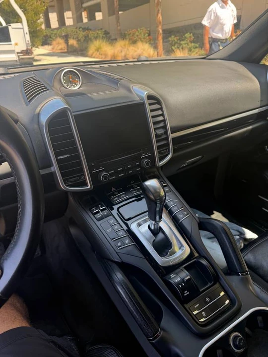 2017 Porsche 958 Cayenne - Image 8 of 8