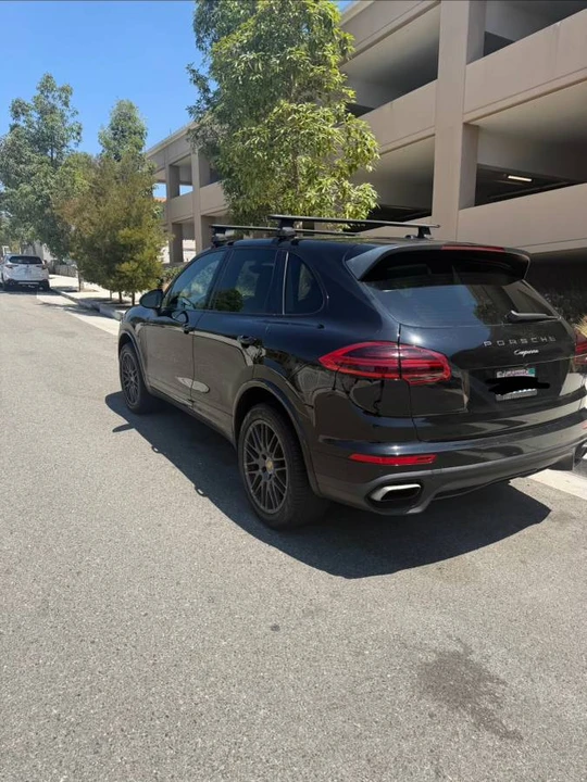 2017 Porsche 958 Cayenne - Image 5 of 8