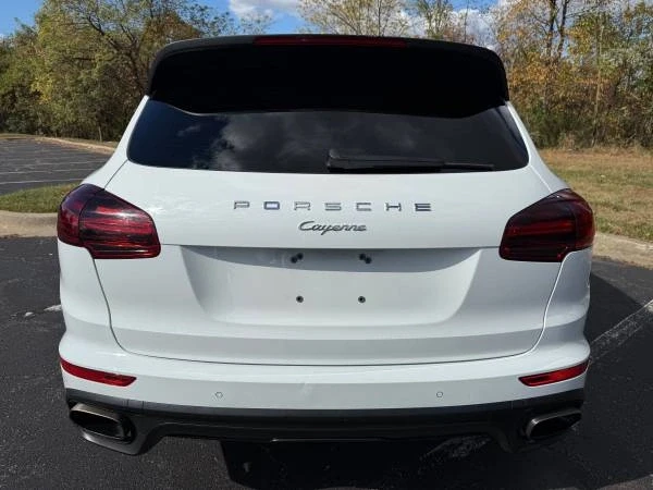 2017 Porsche 958 Cayenne - Image 19 of 21