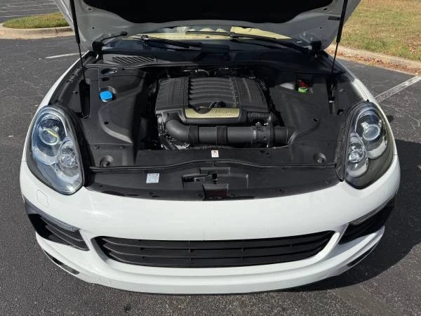 2017 Porsche 958 Cayenne - Image 2 of 21