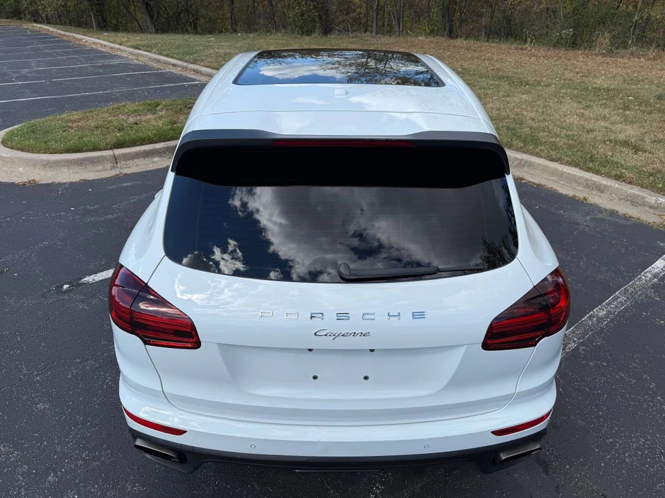 2017 Porsche 958 Cayenne - Image 19 of 22