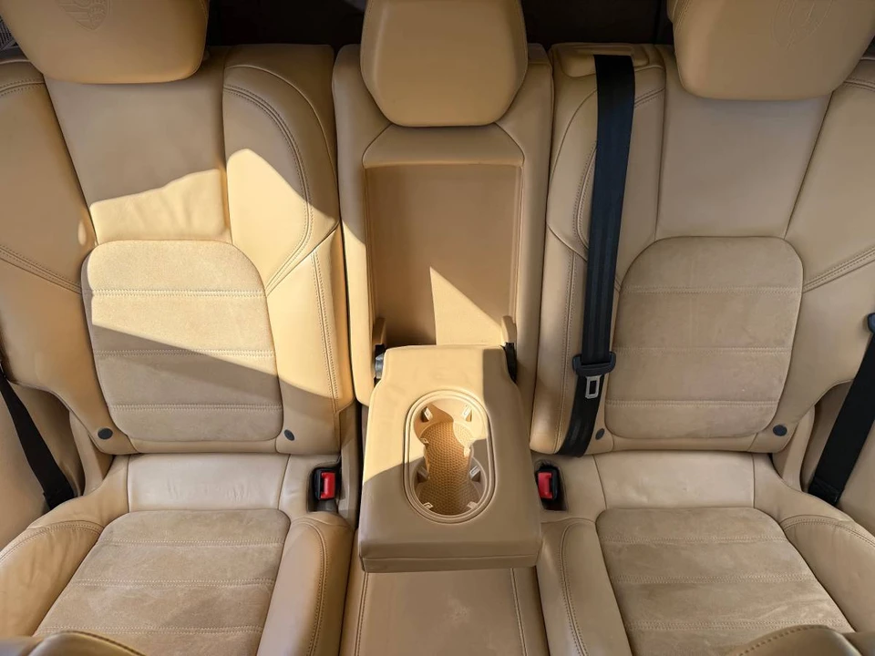 2017 Porsche 958 Cayenne - Image 15 of 22