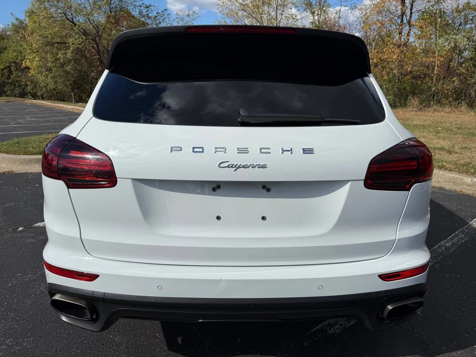 2017 Porsche 958 Cayenne - Image 16 of 22