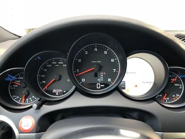 2017 Porsche 958 Cayenne - Image 2 of 10