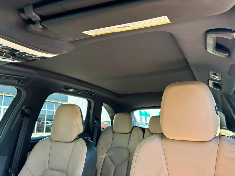 2017 Porsche 958 Cayenne - Image 26 of 31