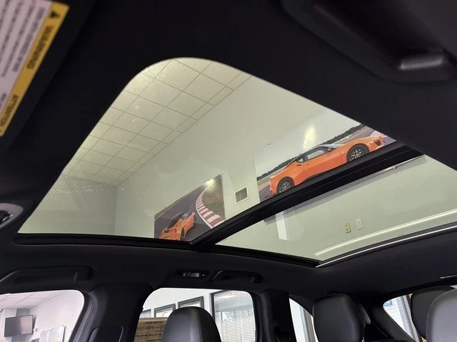 2017 Porsche 958 Cayenne S - Image 6 of 12