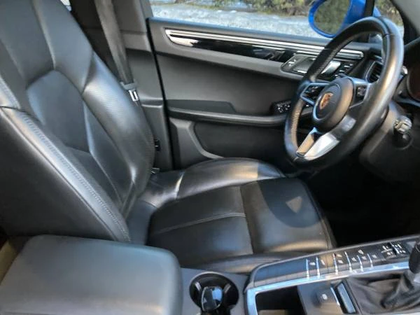 2017 Porsche Macan - Image 17 of 17