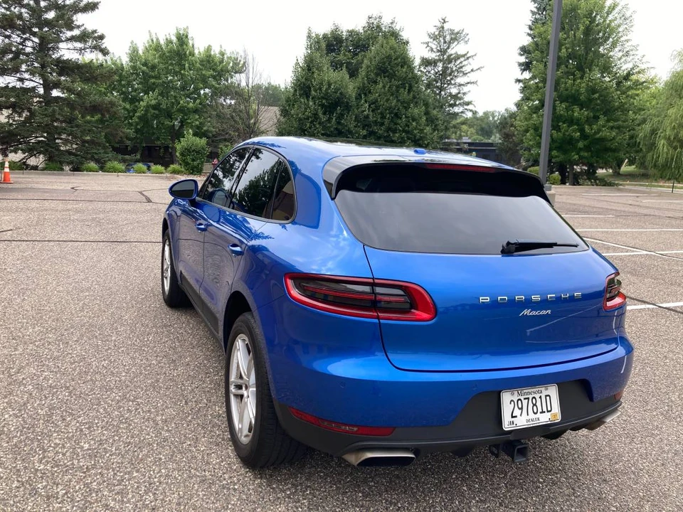 2017 Porsche Macan - Image 6 of 19
