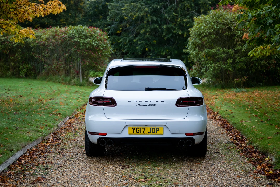 2017 Porsche Macan GTS - Image 7 of 31
