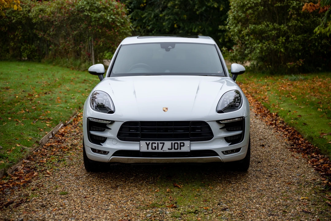 2017 Porsche Macan GTS - Image 3 of 31