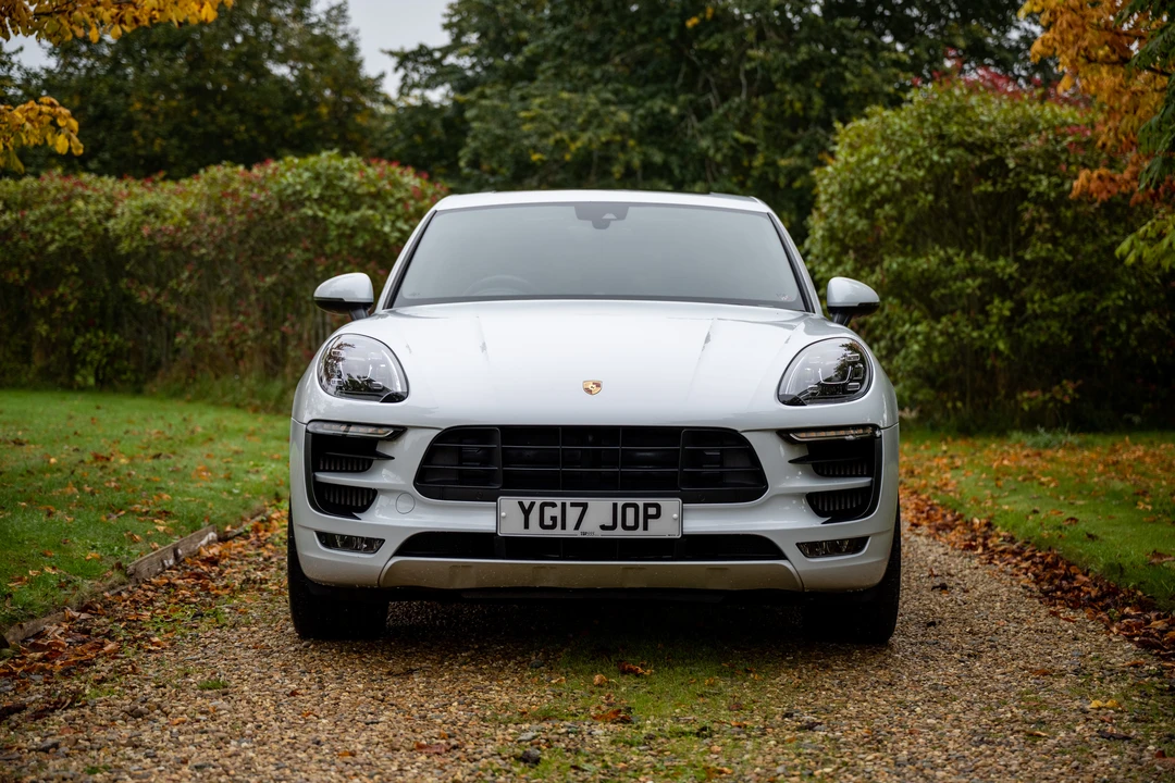 2017 Porsche Macan GTS - Image 11 of 31