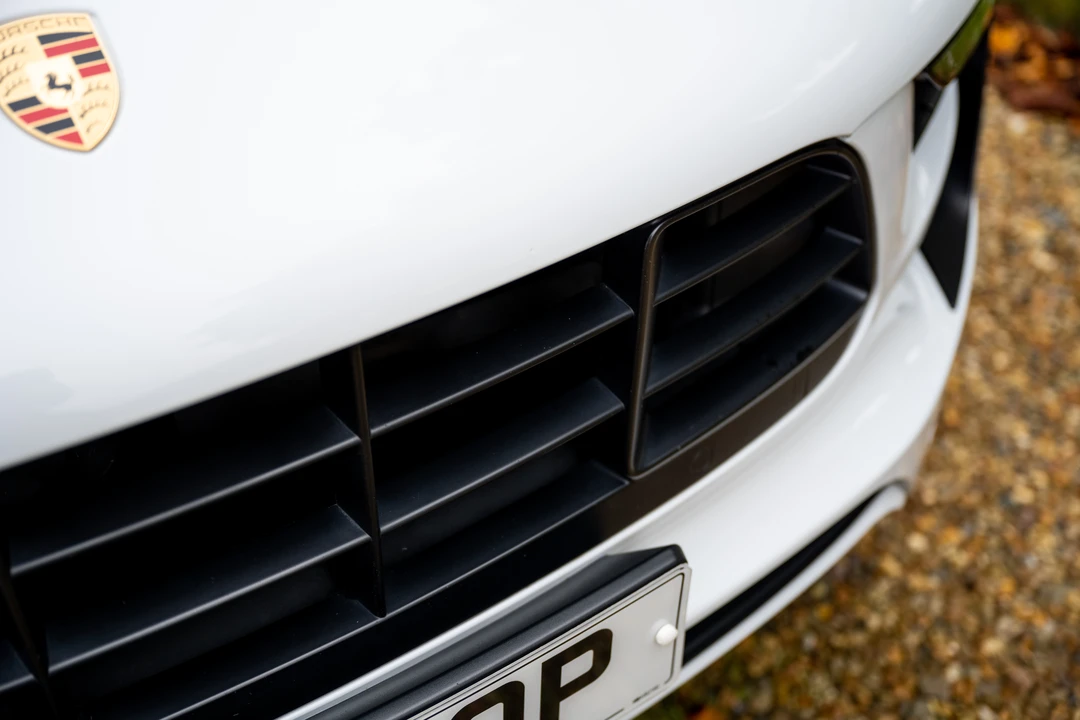 2017 Porsche Macan GTS - Image 30 of 31