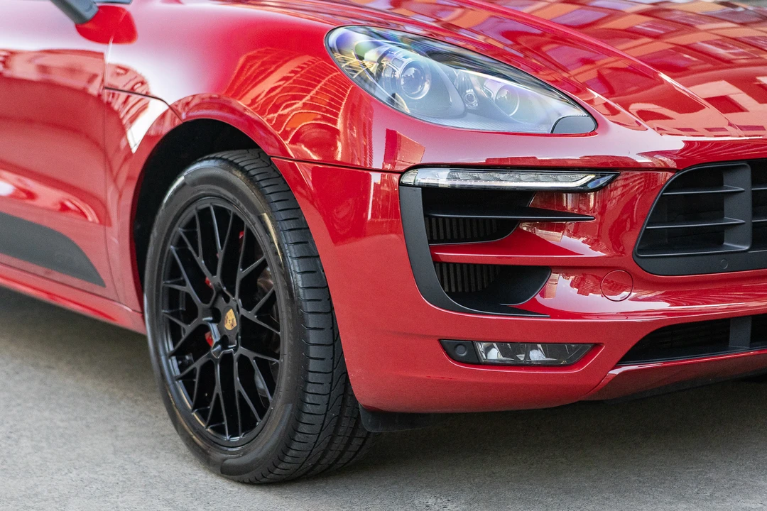 2021 Porsche Macan GTS - Image 15 of 31