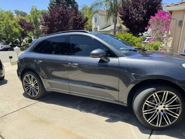 2017 Porsche Macan - Image 7 of 10