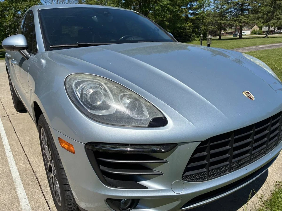 2017 Porsche Macan - Image 5 of 11